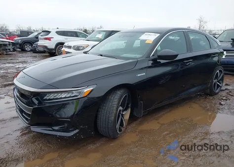 2022 Honda Accord Hybrid Sport z USA, uszkodzony, nr VIN 1HGCV3F22NA047848